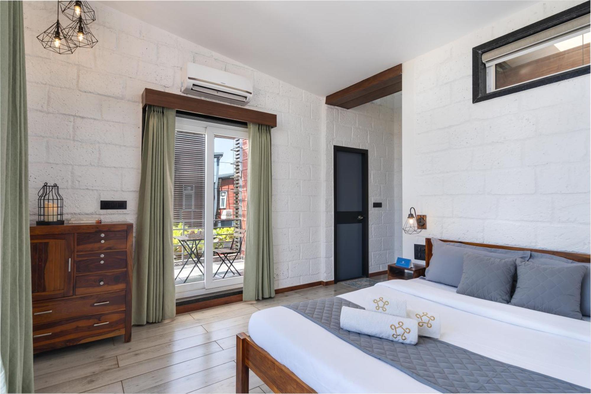 Saffronstays Calvin - 3 Bedroom Pool Villa In 罗纳瓦拉 外观 照片
