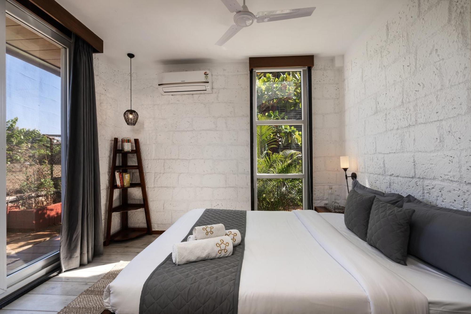 Saffronstays Calvin - 3 Bedroom Pool Villa In 罗纳瓦拉 外观 照片
